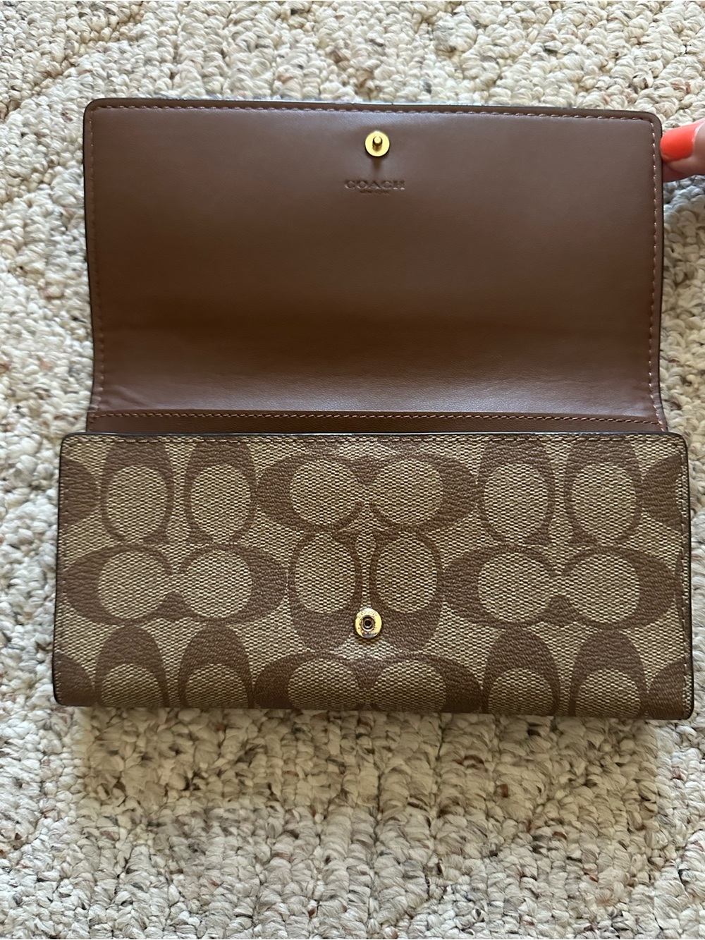 Coach Slim Trifold Wallet in Signature Canvas - Picture 4 of 10
